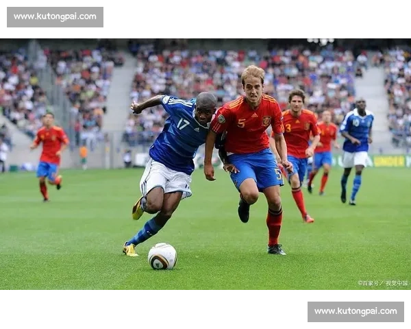 英超焦点战利物浦对决纽卡斯尔强强碰撞争冠走势引热议赛场悬念